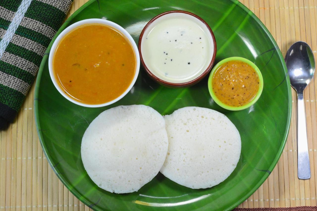 Hotel O Royal Residency Near Hare Krishna Hill Bangalore Buitenkant foto