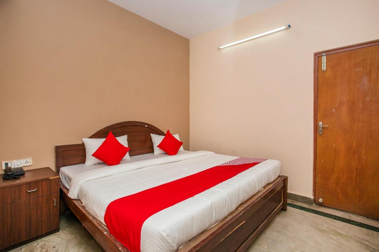 Hotel O Royal Residency Near Hare Krishna Hill Jālahalli Buitenkant foto