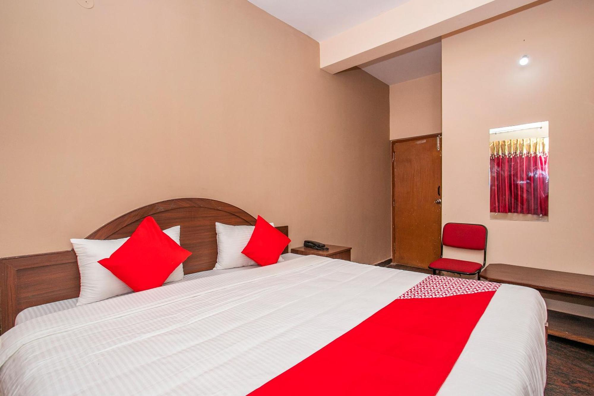 Hotel O Royal Residency Near Hare Krishna Hill Jālahalli Buitenkant foto